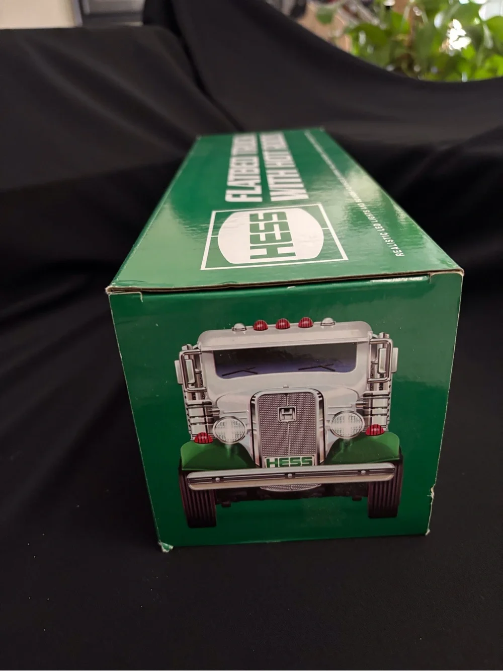 Hess Race to the Finish Truck with 2 Racing Cars Vintage Toy Collector